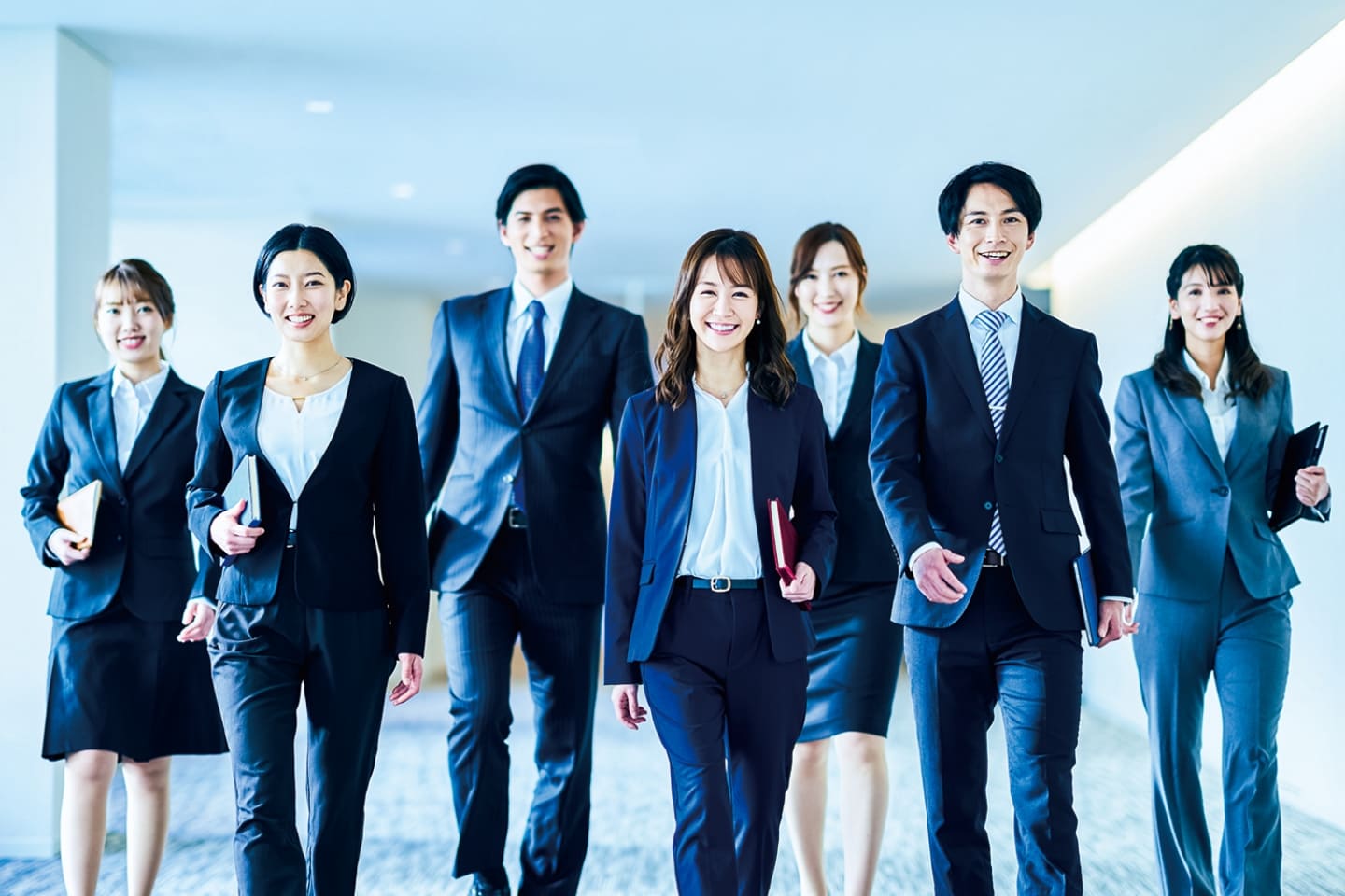 新たな市場への挑戦、ビジネスモデルの変革を志す企業様へ新事業展開のための高付加価値化